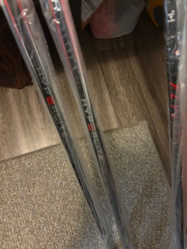 Senior Bauer Vapor Hyperlite 2 Left Hand Hockey Stick P90TM 82 Flex Pro Stock (New)