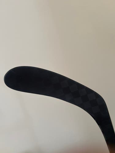 Senior Bauer Pulse Left Hand Hockey Stick P28 77 Flex Pro Stock (New)