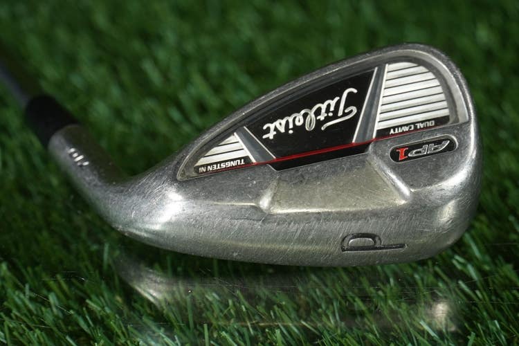 Titleist AP1 710 Pitching Wedge "P" Titleist NS Pro Regular Flex Steel Shaft RH