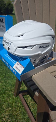 Medium Bauer Hyperlite Helmet Pro Stock (New)