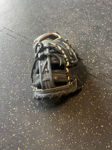 2023 Rawlings Heart of the Hide RH First Base Baseball Glove 13" (Used)