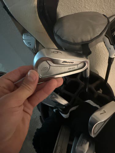 2008 Mizuno MX Right Handed Iron Set Regular Flex Steel Shaft (Used)