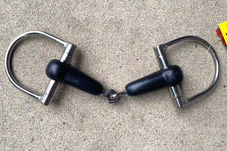 5" stainless steel  jointed rubber mouth dee snaffle bit