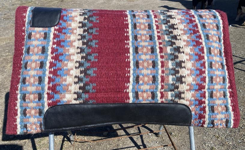 Burgundy w/blue, tan  wool cutter style Western saddle pad w/fleece 32 X 34