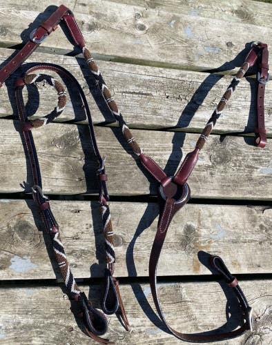 Gold/black/white beaded & rolled leather Western headstall/breast collar set