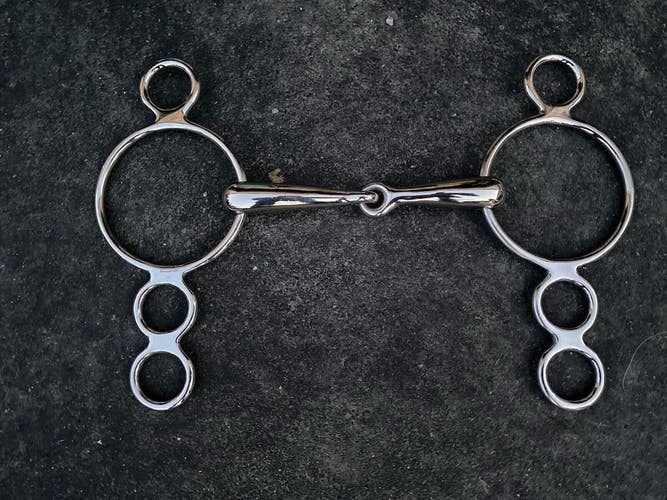 Smith-Worthington 5.25" jointed stainless steel 3 ring elevator gag bit