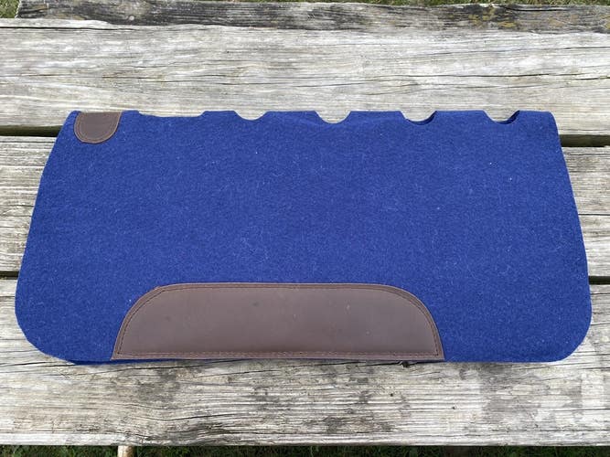 Navy Blue felt Western saddle pad w/vented spine, wear leathers 31" x 32" x 3/4"