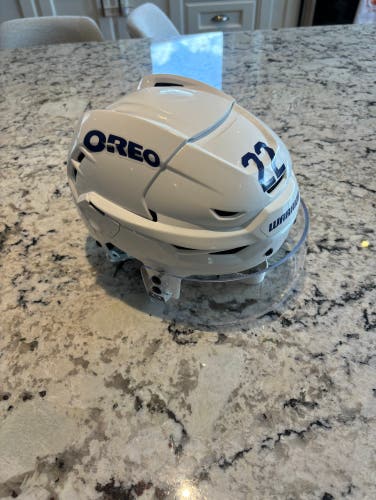 Pro Stock Medium Warrior Covert CF 100 Helmet with Oakley Visor Leafs McCabe