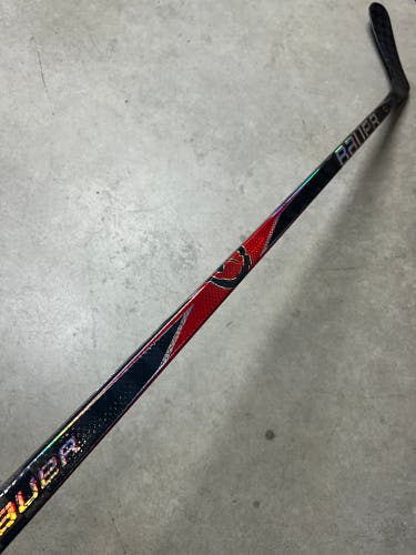 87 Flex P92 Senior Bauer Proto 2 Left Hand Hockey Stick Pro Stock (Used)