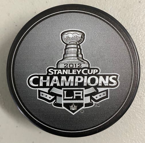 Los Angeles Kings Stanley Cup puck