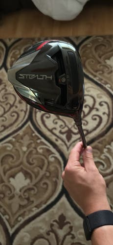 Men's 2022 TaylorMade Stealth Plus Right Handed Driver Stiff Flex 9 Loft (Used)