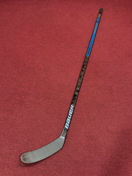 Bauer Nexus 2N Pro Right Handed Hockey Stick P28M 95 Flex Pro Stock (New) Item#VT952
