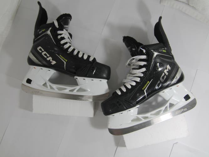 CCM Tacks XF 90 Hockey Skates 7 (Used)