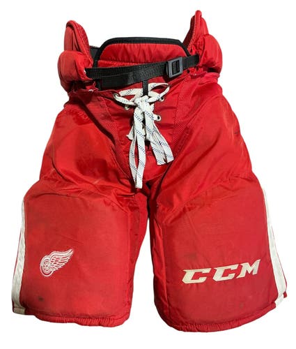 Red Wings Senior Large CCM HP45X Hockey Pants Pro Stock (Used) 57881