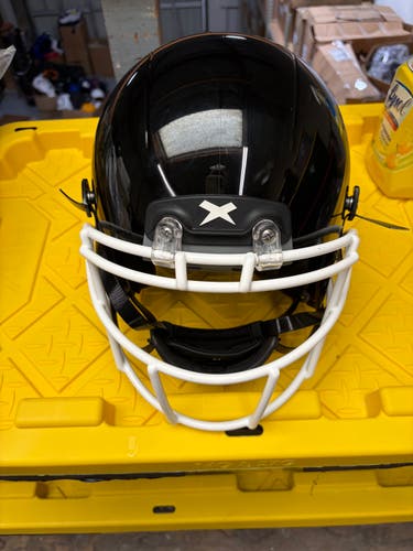 Adult Medium Xenith X2E+ Helmet (New)