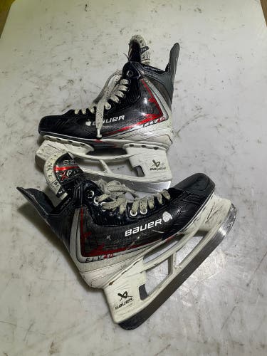 2025 Bauer Vapor Fly40 Hockey Skates 6.5 (Used)
