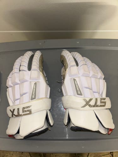 STX Surgeon RZR Lacrosse Gloves (Used)
