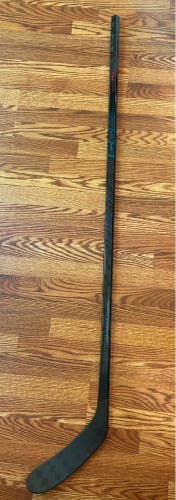 Senior CCM Vizion Right Handed Hockey Stick P28+1/4 70 Flex (Used)