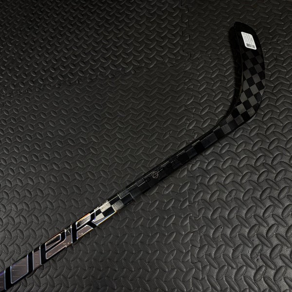 Senior Bauer Pulse Right Handed Hockey Stick P88 87 Flex (New) - Copper