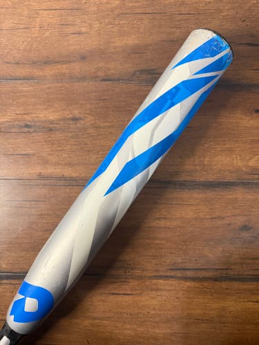 Demarini CF Zen 30/19 (-11) Fastpitch Softball Bat