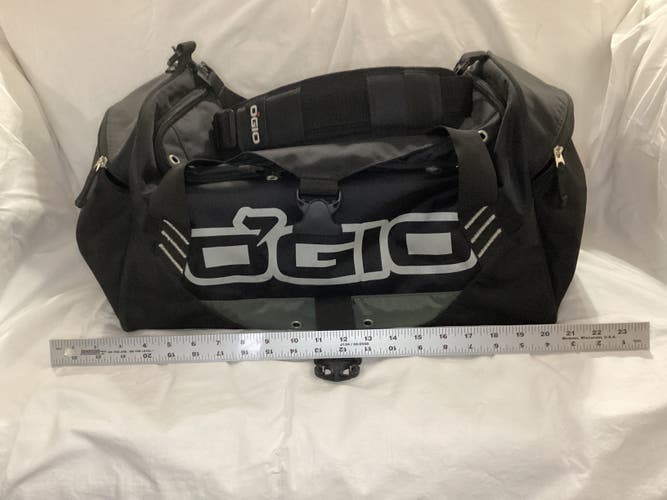 Ogio 55-Litre Sports Equipment / Weekend Travel Bag