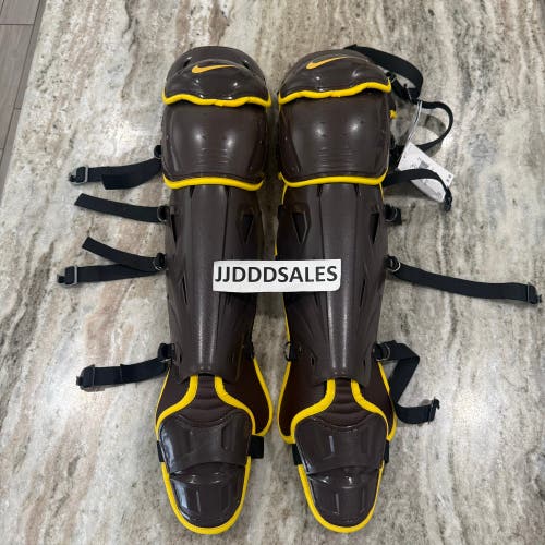 Nike Diamond Elite Baseball Catchers Leg Guards Size 16'' San Diego Padres NWT

New With Tags