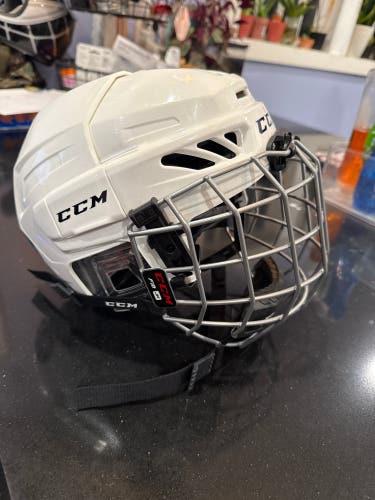 Youth CCM Helmet (Used)