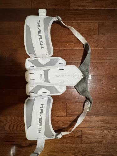 Maverik BOX/KIDNEY pads/RIB GAURDS USED 5-10 TIMES