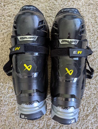 Intermediate Bauer Supreme M3 13" Shin Pads (Used)