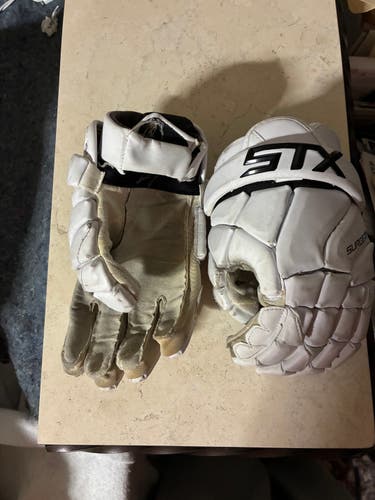 STX Surgeon 400 Lacrosse Gloves (Used)