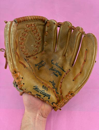 MacGregor 665 Ken Harrelson Autograph Baseball Glove 10"