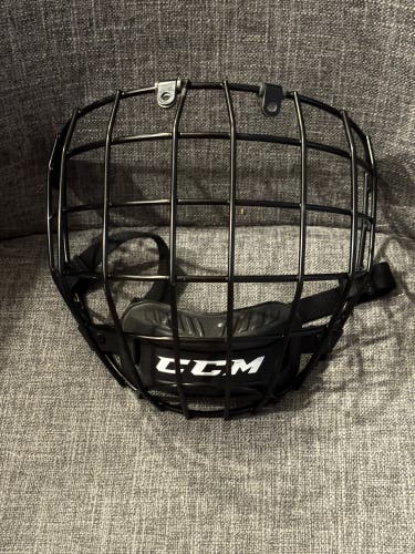 CCM FM580 Hockey Face Mask Cage Senior Small Black