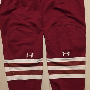 Maroon/White Under Armour Large Socks NCAA Pro Stock (Used)