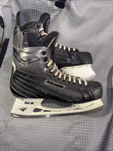 Bauer Nexus N7000 Size 12 Senior Hockey Skates