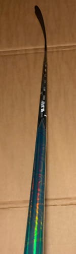 Senior Bauer Vapor Flylite Right Handed Hockey Stick P28 70 Flex Pro Stock (New)