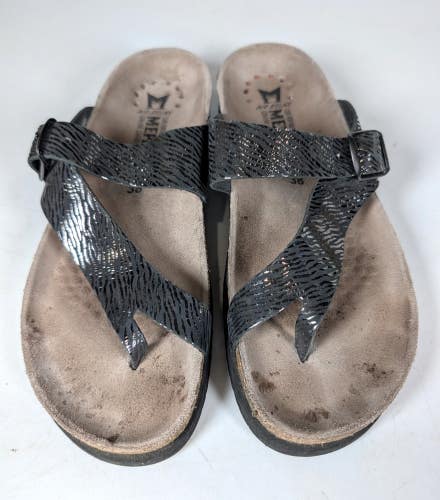 Mephisto Helen Black Zebra Leather Cork Footbed Sandals Size 38 / 8 Thong Slide