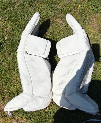 Used  CCM Pro Stock Extreme Flex 4 Goalie Leg Pads