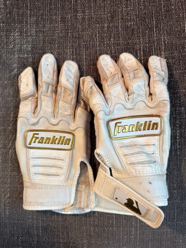 Medium Franklin Youth Flex Batting Gloves (Used)