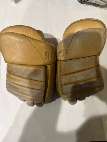 Sher-Wood Gloves 13" (Used)