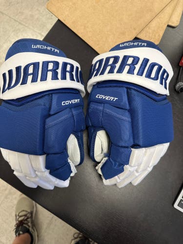 Warrior Covert QRE20 Wichita Thunder ECHL Pro Stock Gloves 14"