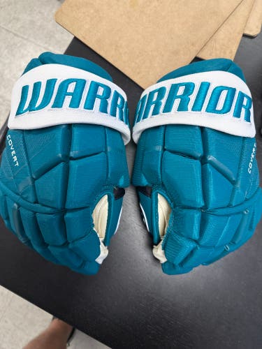 Warrior Covert QR6 Pro Stock Gloves 14" San Jose Sharks