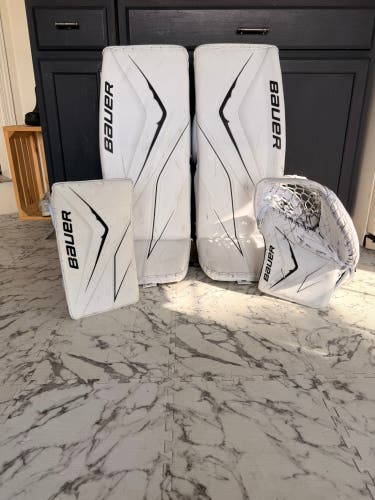 CUSTOM 32+1.5 Bauer Vapor Flylite Regular Goalie Full Set