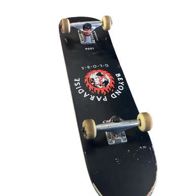 Used Globe BEYOND PARADISE Complete Skateboard Black Regular 11760-S000091130