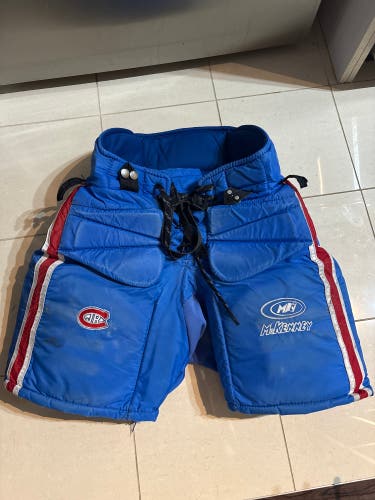 Medium Mckenney Goalie Pants (Used)