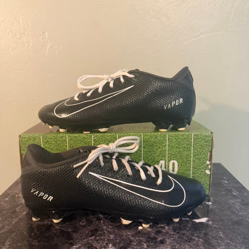 Men's Size 10.5 Nike Low Top Vapor Untouchable Speed Varsity 3 (Used)