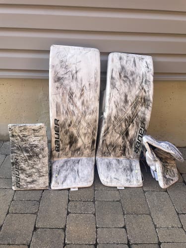 34" Medium Bauer Hyperlite 2 Regular Goalie Full Set White Base
