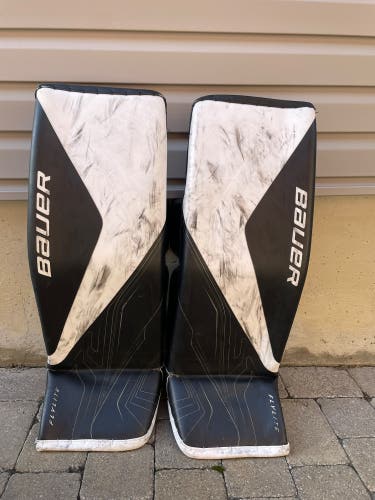 Pro Custom Bauer FlyLite Goalie Leg Pads Medium +2 NEED GONE ASAP