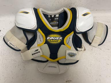 Used Bauer SP2000 JR Junior Shoulder Pads White And Navy Blue MD 11855-S000202725