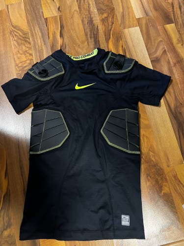 Black XL Boys Nike Compression (Used)