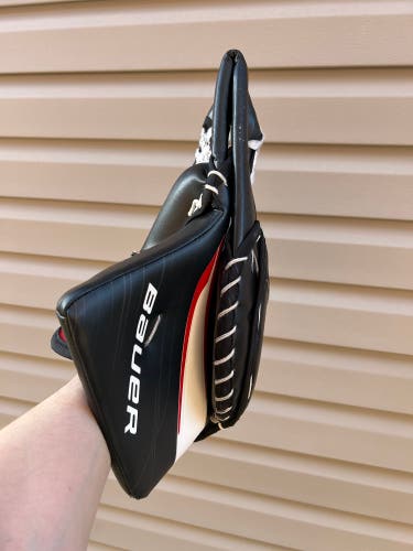 Pro Custom Bauer Hyperlite 2 Goalie Glove Black and Red